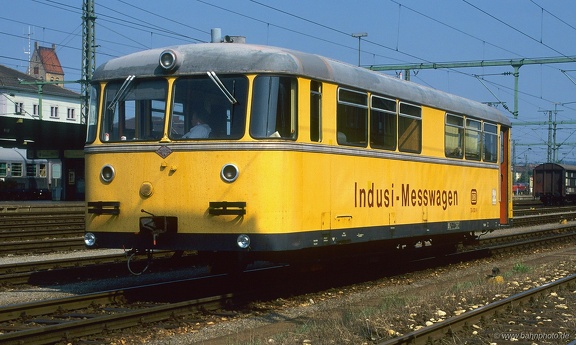 724 003