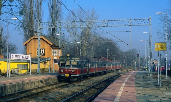 EN57-1330