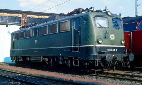 140 068