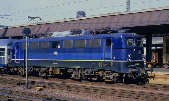 110 258