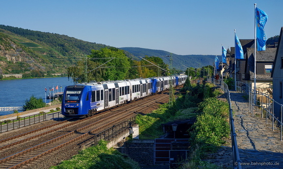 622 913