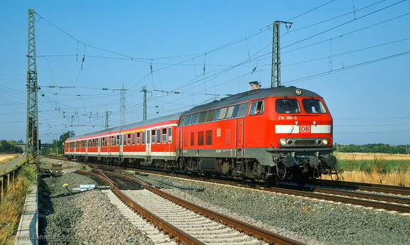 218 390