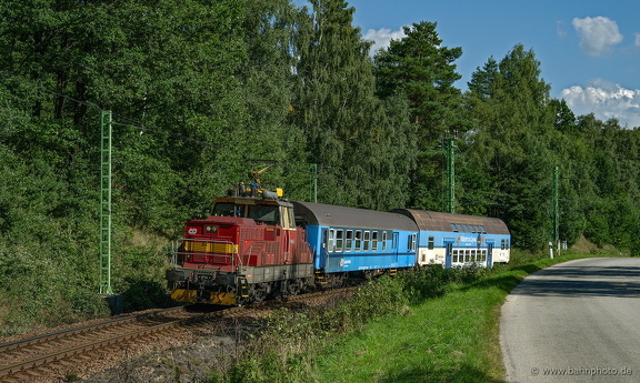 210 059