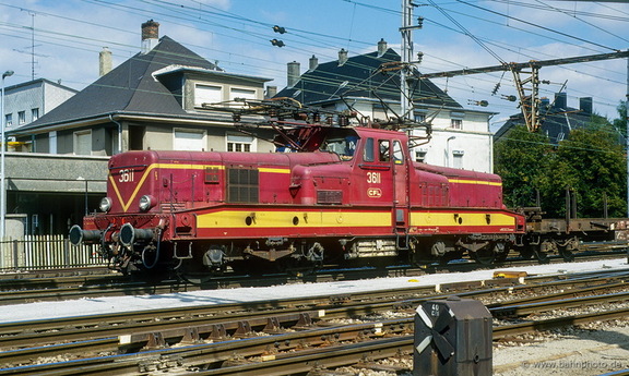3611
