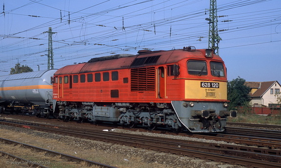 628 120