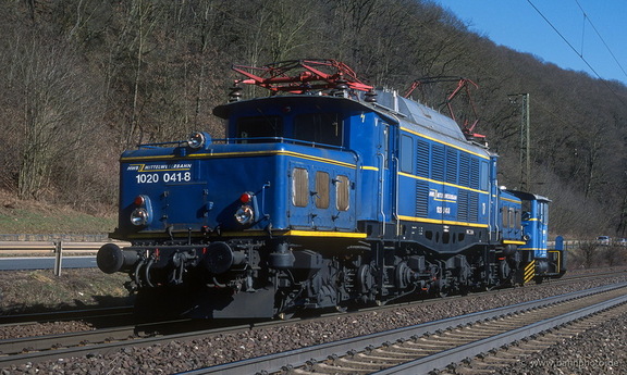 1020 041