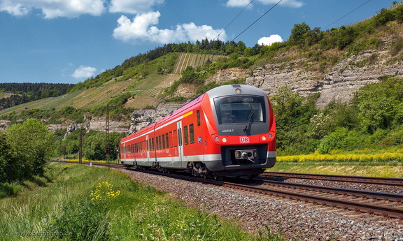 440 316