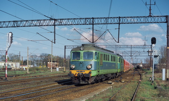 ST43-382