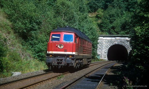 232 661